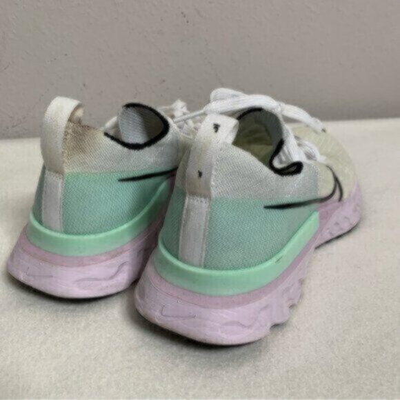 Nike React Infinity Run Flyknit Running Sneakers - Picture 8 of 12